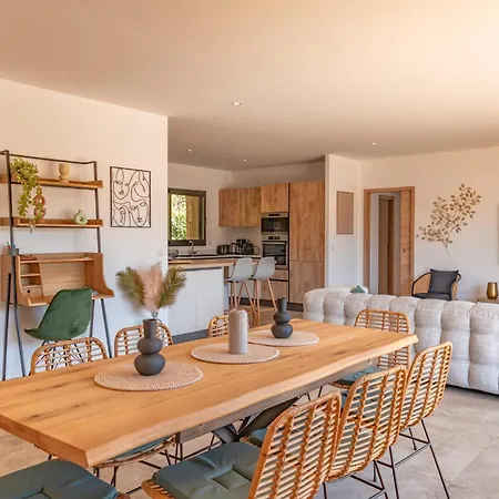 Felicita Di * Леччи